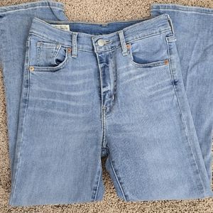 Levi's Light Wash Jeans
